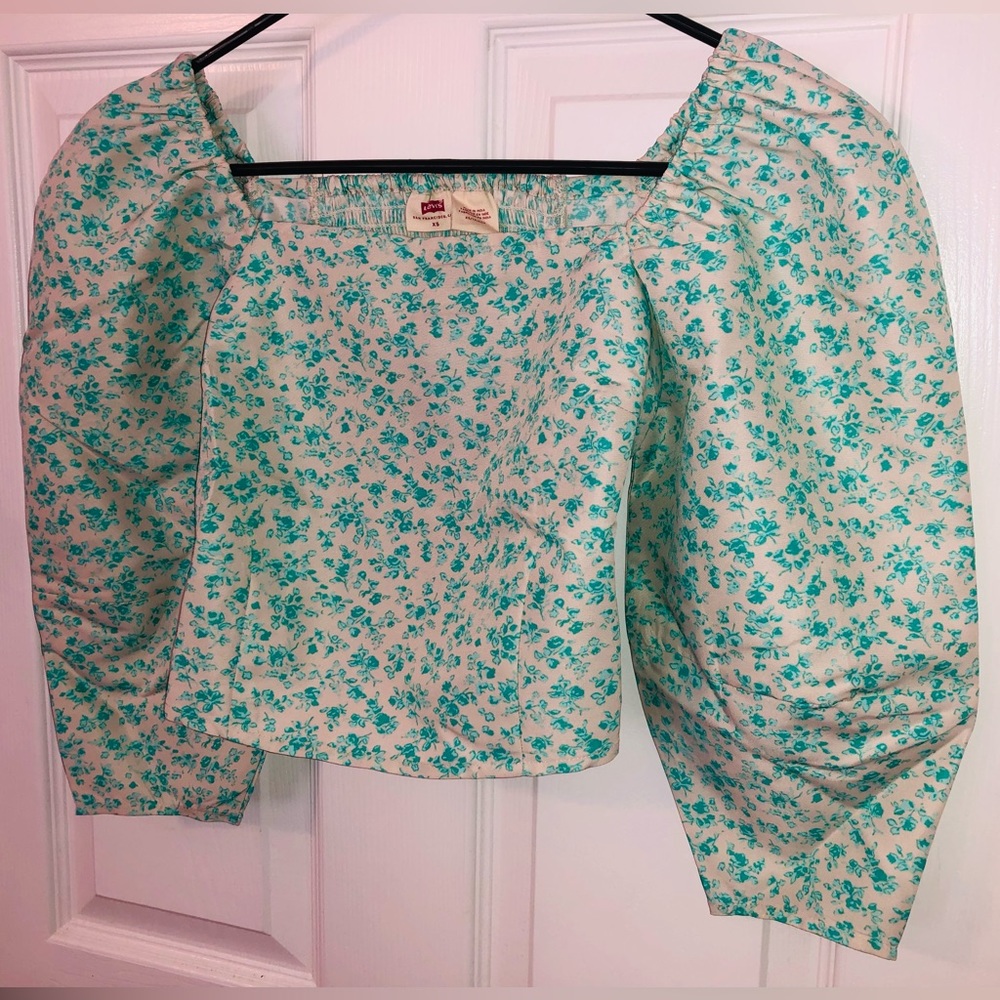 Levi’s floral blouse - Picture 2 of 6